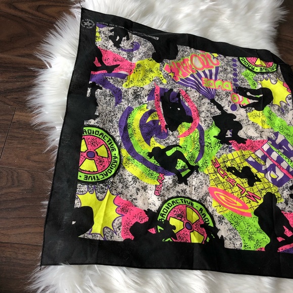 90s vintage skate bandana - made in USA UNISEX - Picture 3 of 7